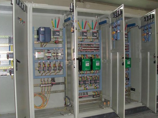 配(pei)電櫃(gui)